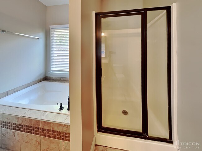 Building Photo - 218 Harris Court Ball Ground GA