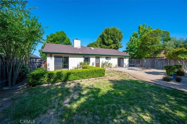 Building Photo - 836 Casals Dr