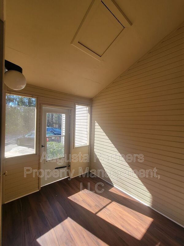 Building Photo - 779 Stevens Creek Rd