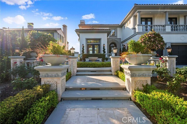 Building Photo - 7 Vista Luci