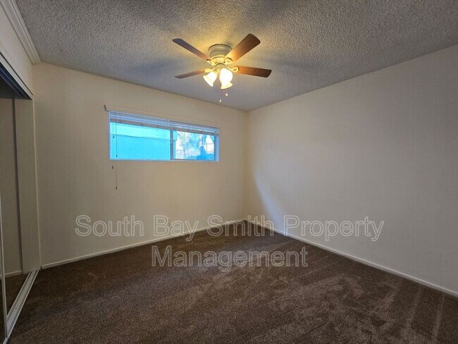 Building Photo - 2619 Mathews Ave