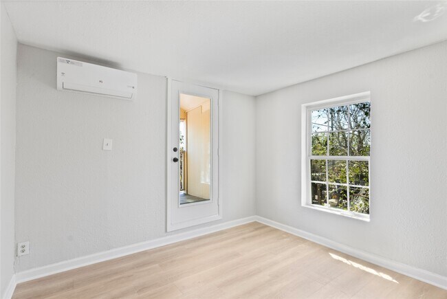 Building Photo - 2507 37th St