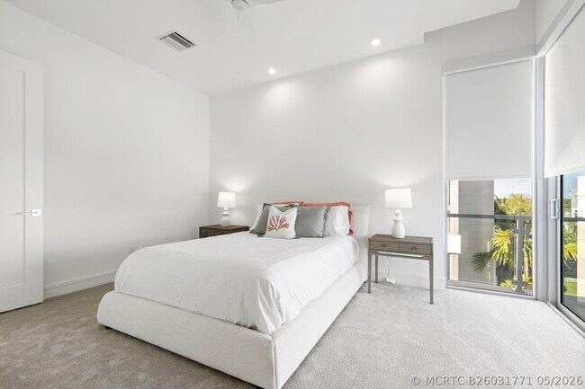 Building Photo - 406 Ocean One Ln