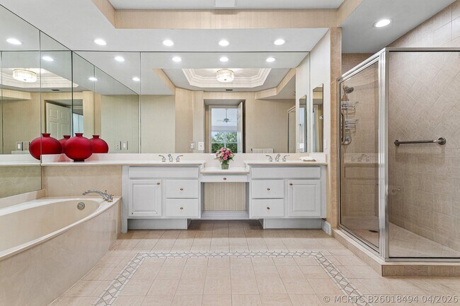 Building Photo - 6309 Graycliff Dr
