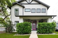 Building Photo - 350 28th St S