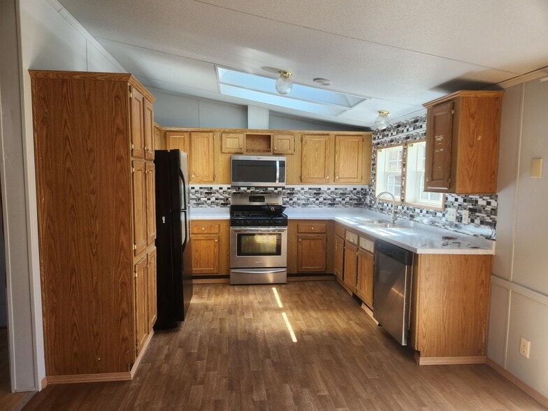 Building Photo - 34 Blue Mountain Heights