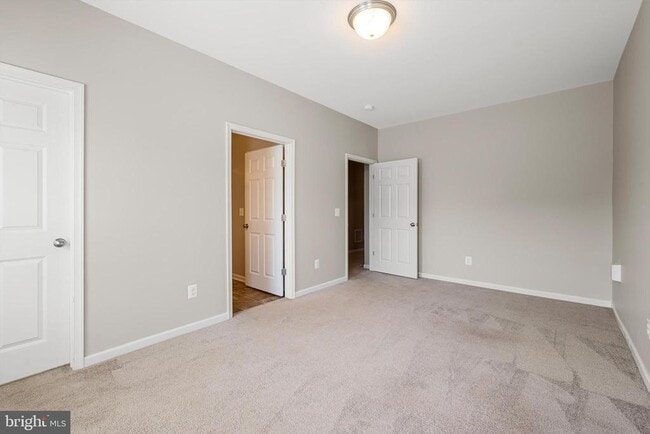 Building Photo - 303 Starry Way Dr