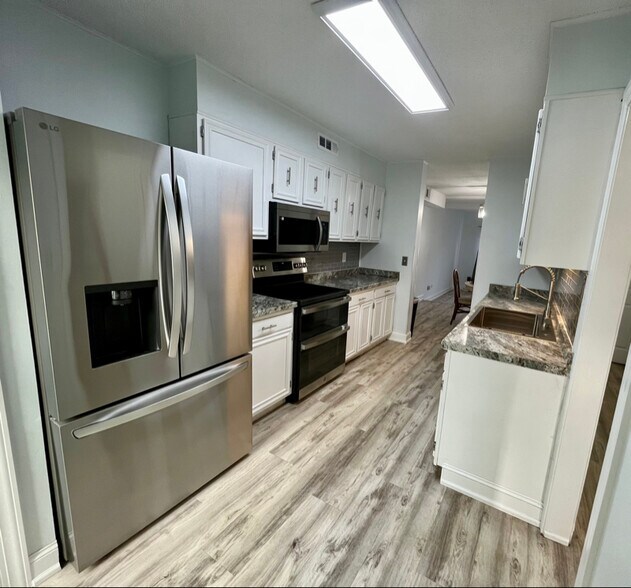 Building Photo - 1012 Possum Trot Rd