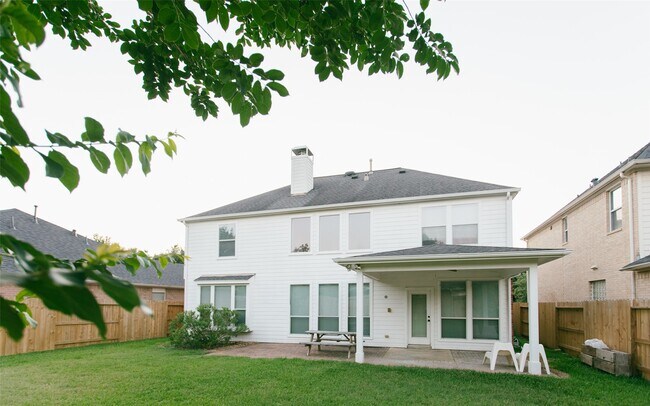 Building Photo - 20911 Avery Cove Ln