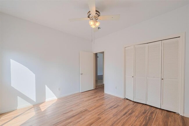 Building Photo - 12922 Ashford Chase Dr