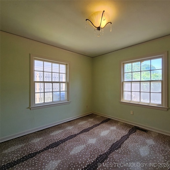 Building Photo - 2442 E 19th St