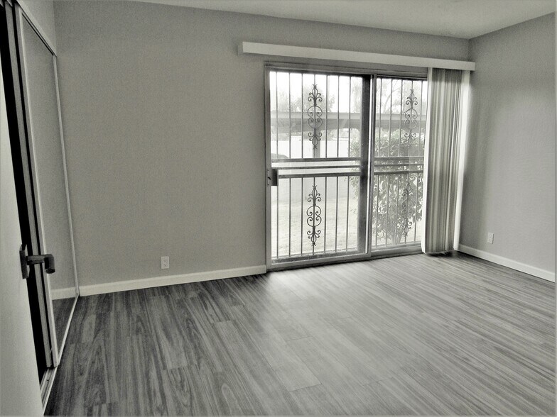 Master bedroom - 4620 N 68th St