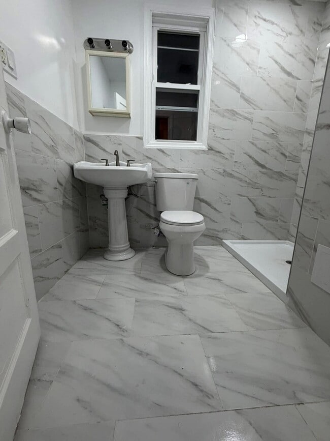 Building Photo - 84 W 9TH St