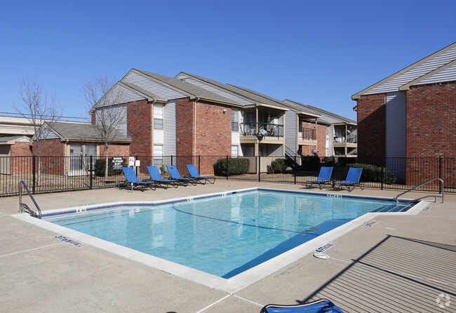 Building Photo - Trinity Park Apartments