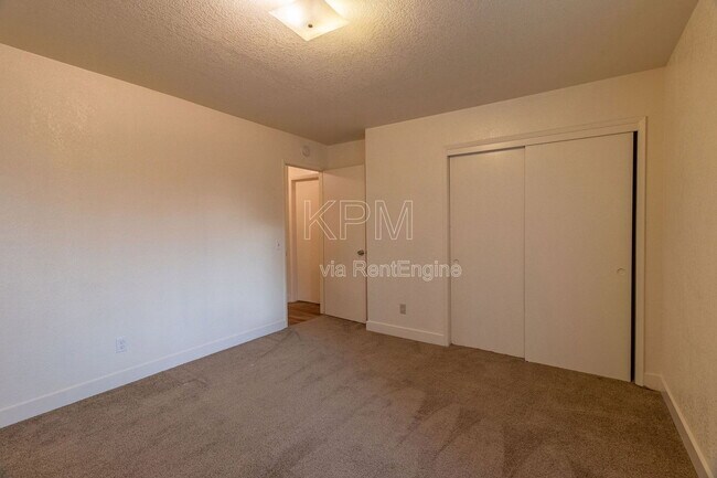 Building Photo - 4609 Da Vinci Dr