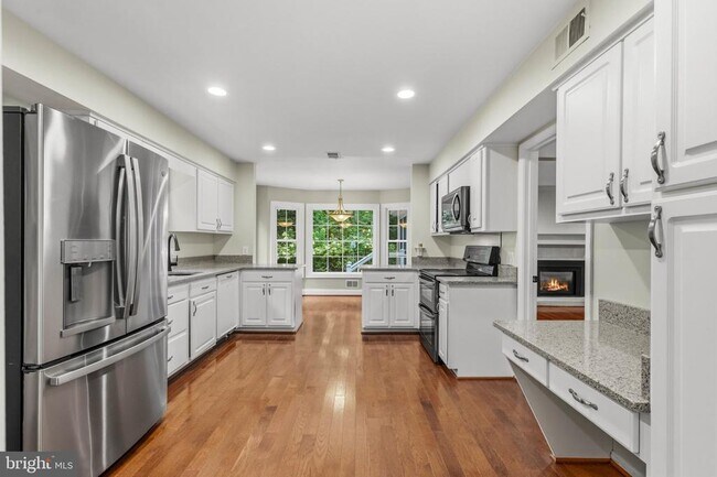 Building Photo - 11800 Grey Birch Pl