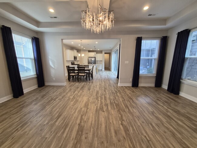 Building Photo - 14221 James Dean Dr