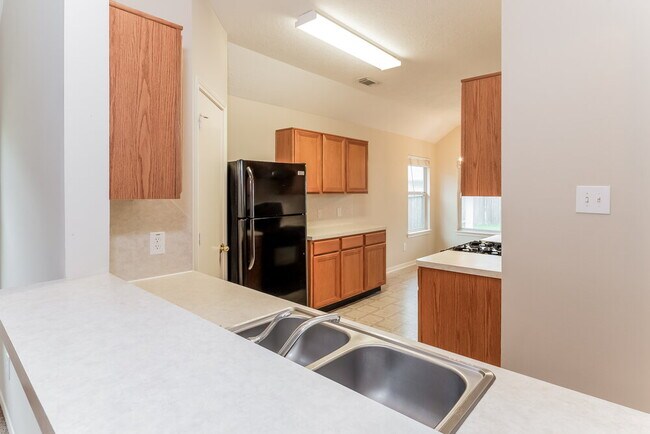 Building Photo - 2415 Amber Wheat Ct