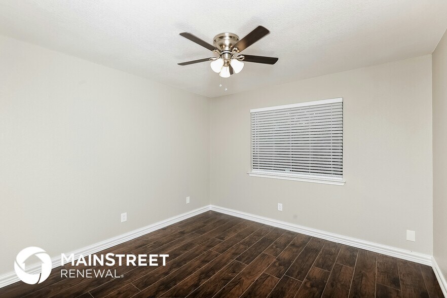 Building Photo - 6201 Tempest Dr