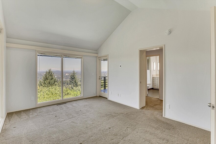 Building Photo - 17642 Upper Cherry Ln