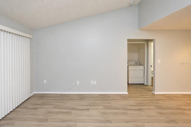Building Photo - 8645 Fancy Finch Dr