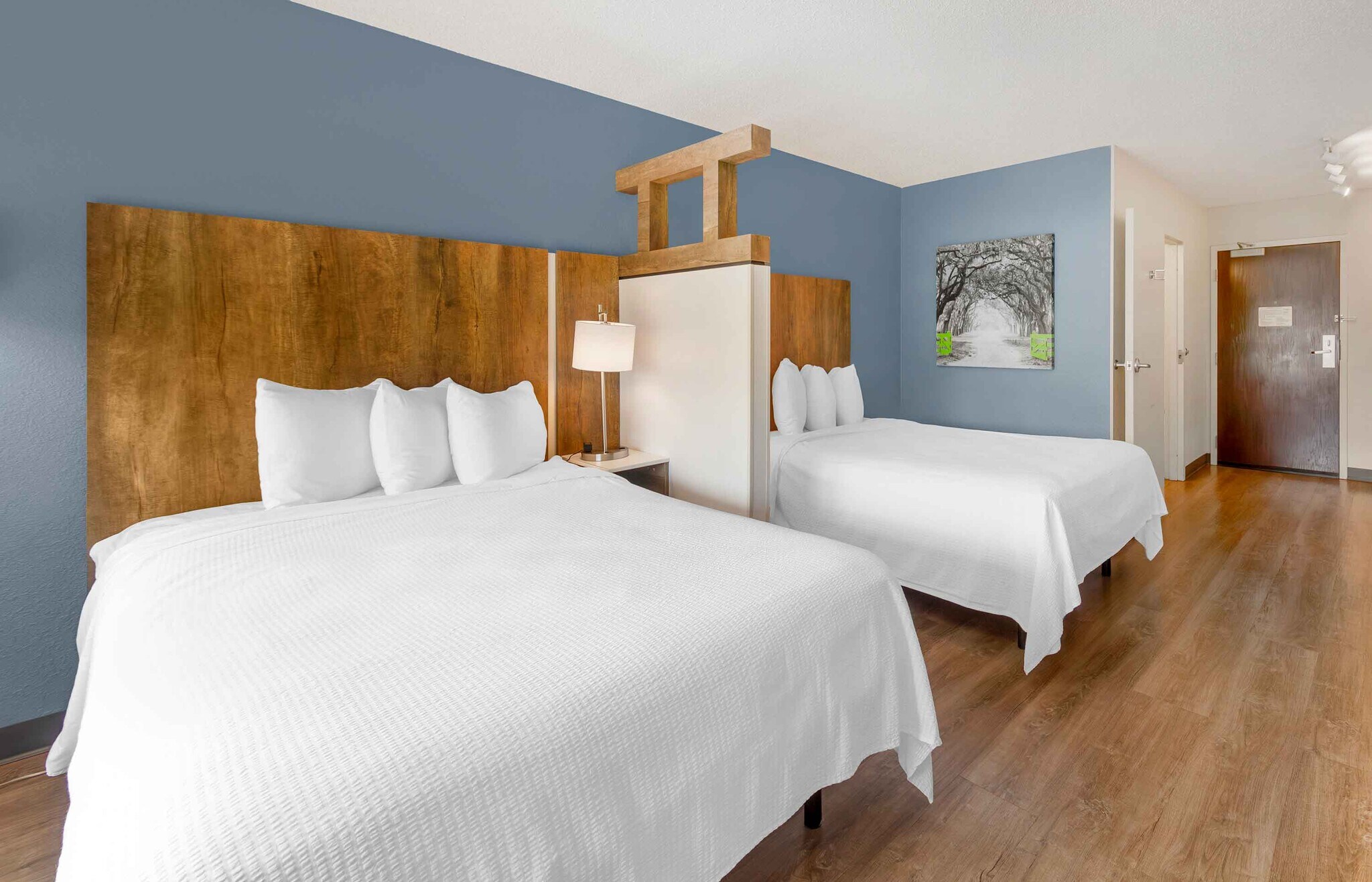 Building Photo - Furnished Studio-Ft. Lauderdale - Cruise Port - Airport