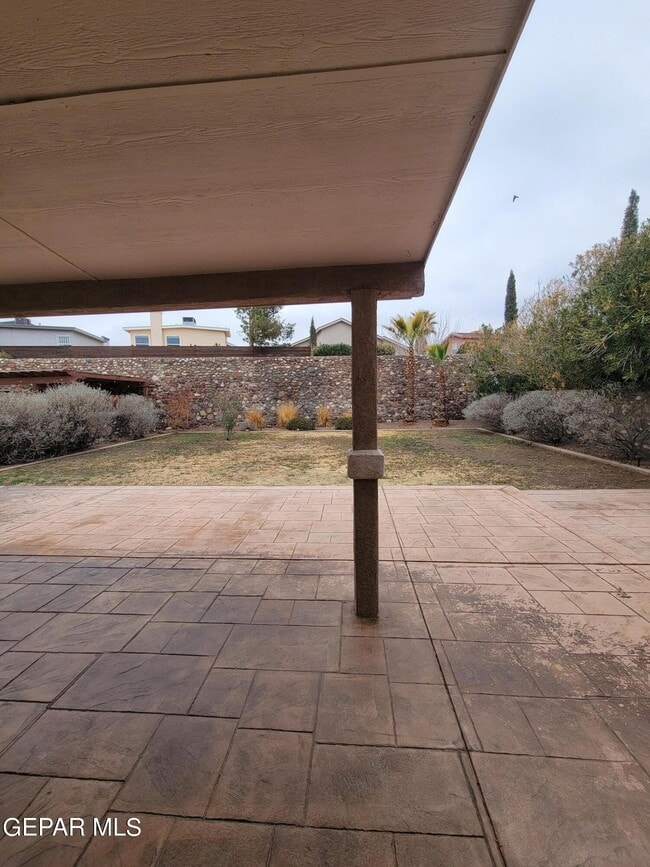 Building Photo - 7225 Tierra Taos Dr