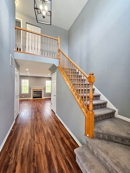 Building Photo - 464 Lancaster Dr