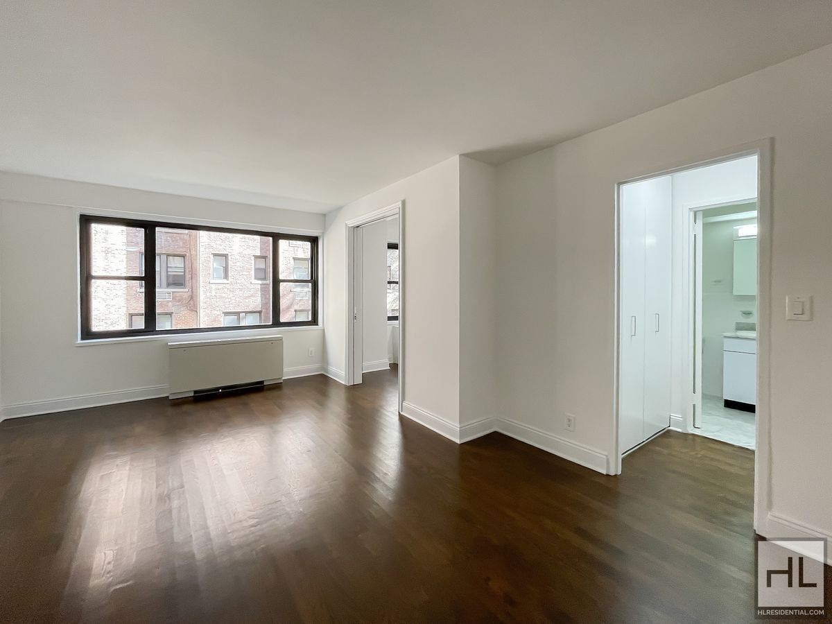 Building Photo - EAST 56 STREET