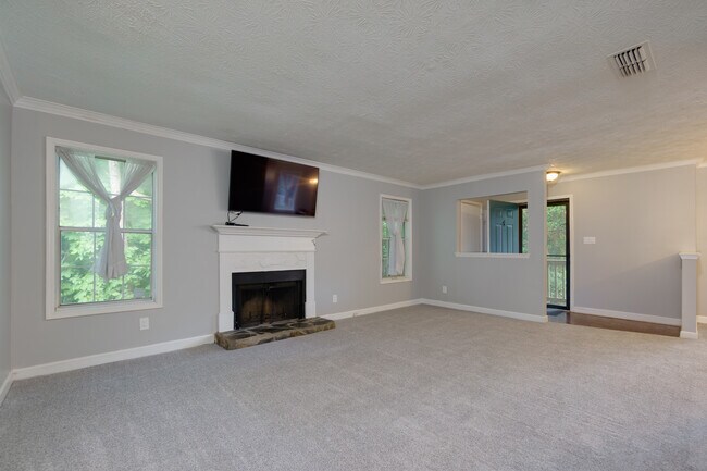 Building Photo - 1003 Country Park Dr
