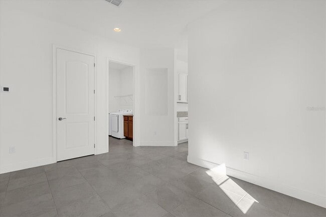 Building Photo - 2360 Datura Lp