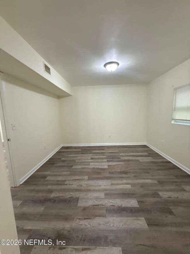 Building Photo - 4692 Portsmouth Ave