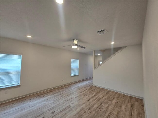 Building Photo - 2113 Daleside Ln