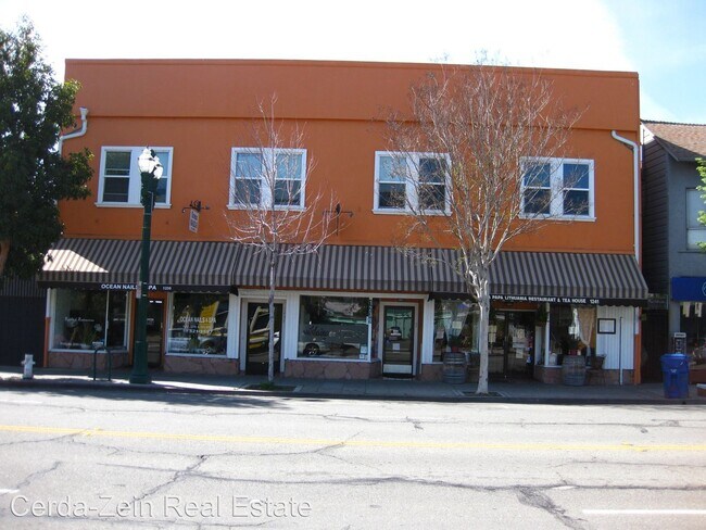 Primary Photo - 1235 Park St