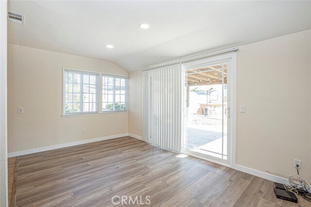 Building Photo - 7820 Lasaine Ave