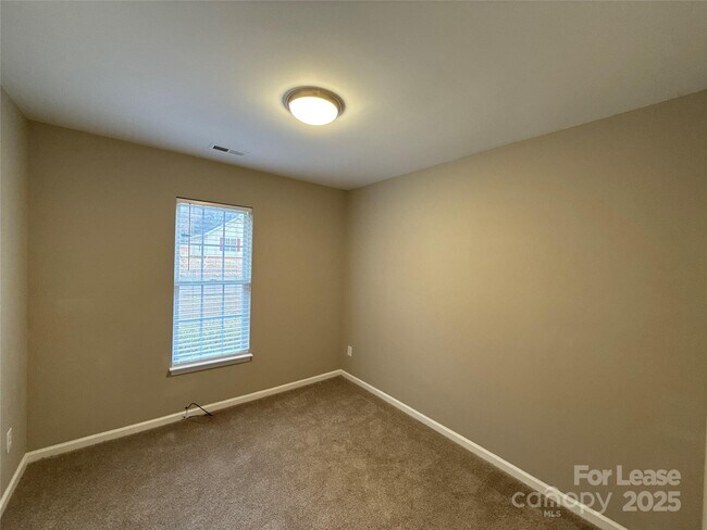 Building Photo - 3631 Joel Turner Dr