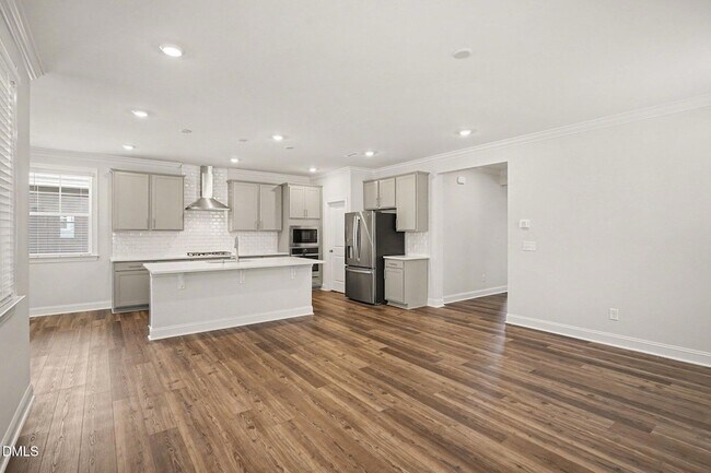 Building Photo - 321 Golden Trace Dr