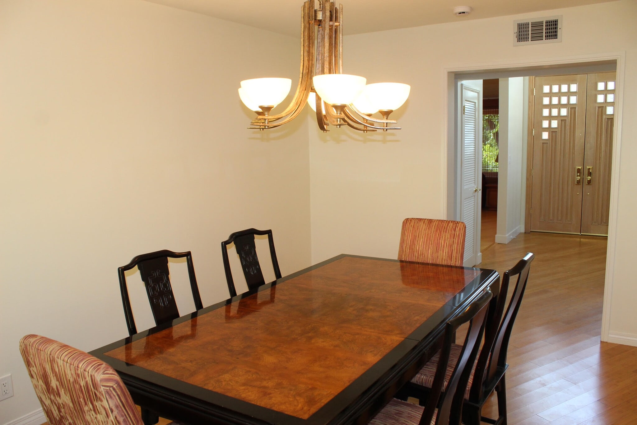 Building Photo - 4400 Portico Pl