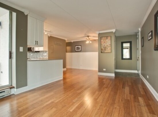 Building Photo - 338 W Miner St