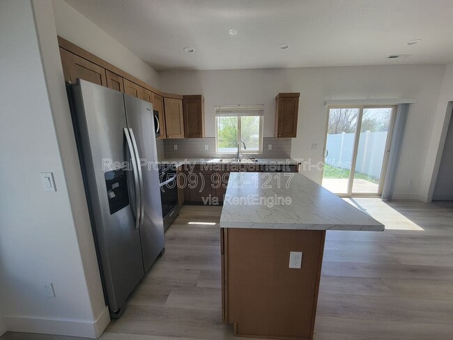 Building Photo - 6708 Dradie Pl