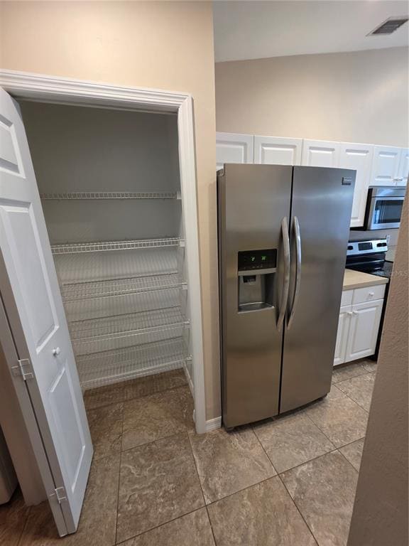 Building Photo - 1644 Dawnview St