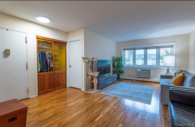 Building Photo - 18-16 Bell Blvd