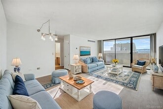 Building Photo - 1020 15th St