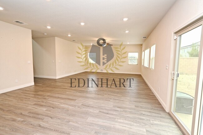 Building Photo - 661 Blue Oak Lane W