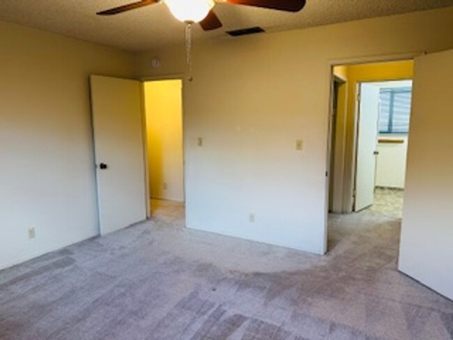 Building Photo - $1,695 - Spacious Two Bedroom +Flex Room- ...