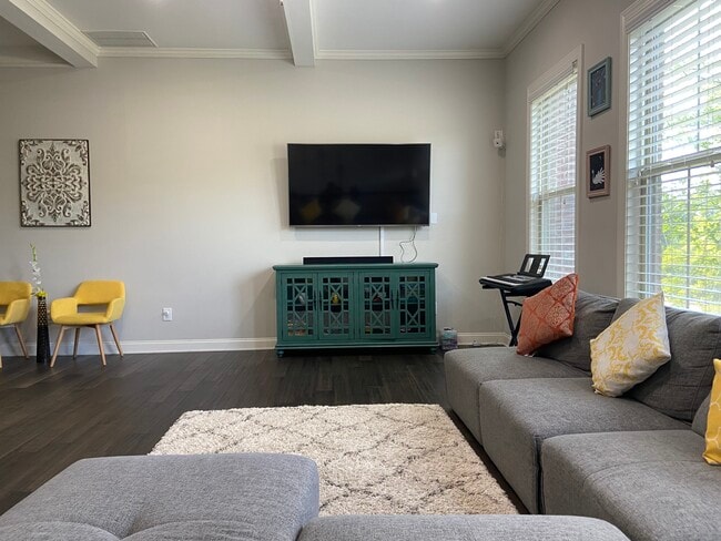 Building Photo - 5508 Cameron Parc Dr