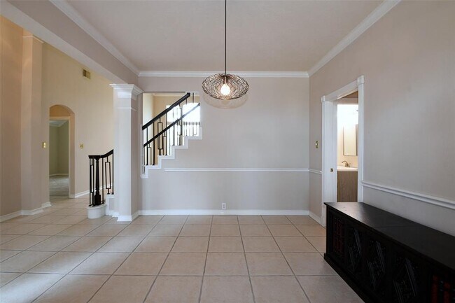 Building Photo - 18719 Racquet Sports Way