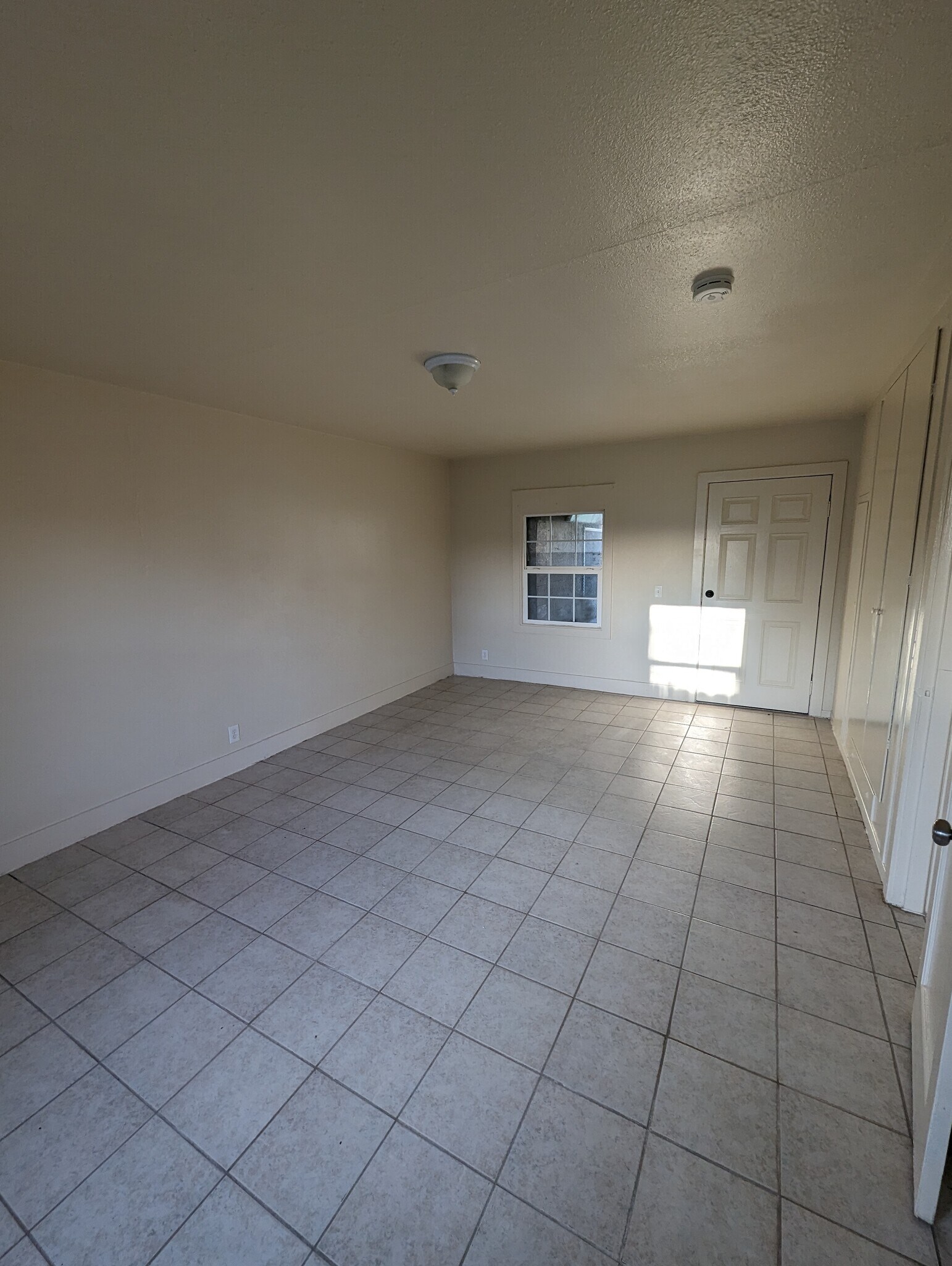 Bedroom - 11200 CA-99