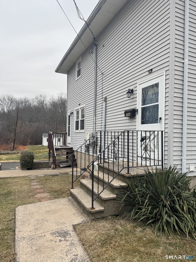 Building Photo - 191 Prospect St