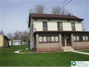 Primary Photo - 210 Mauch Chunk St